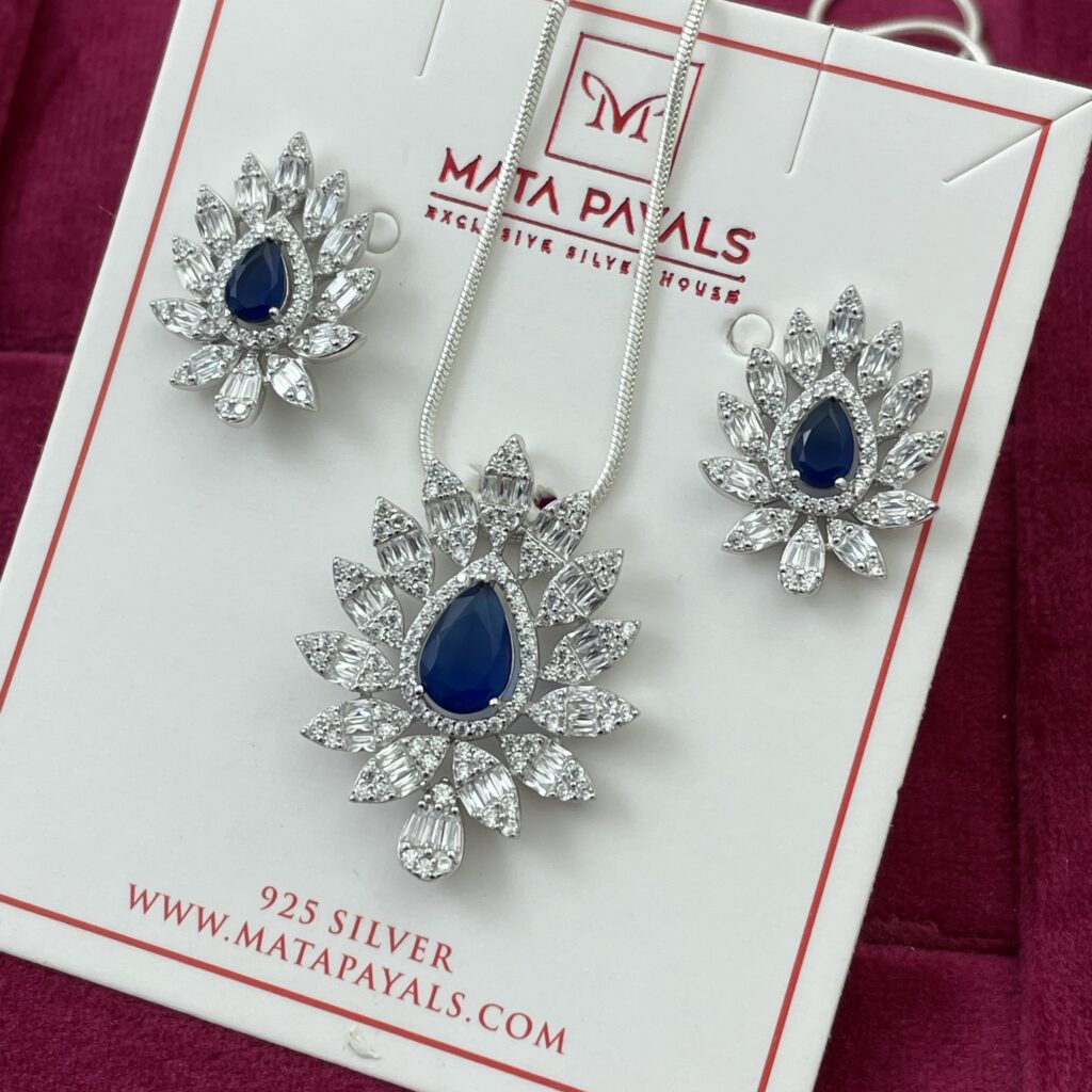 Bluey Tilak Pendant Set