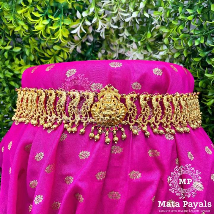 Commendable Mayur Lakshmi Gold Plated Waist Belt