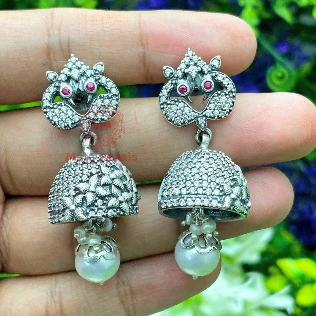 Dazzling Mayur Floral Oxidised Jhumka