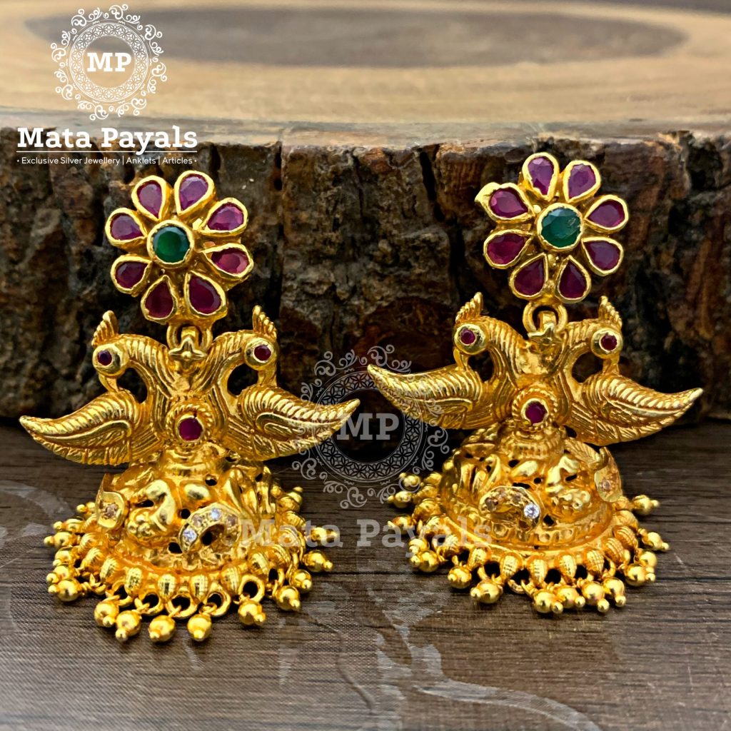 Fascinating Moorni Floral Jhumka