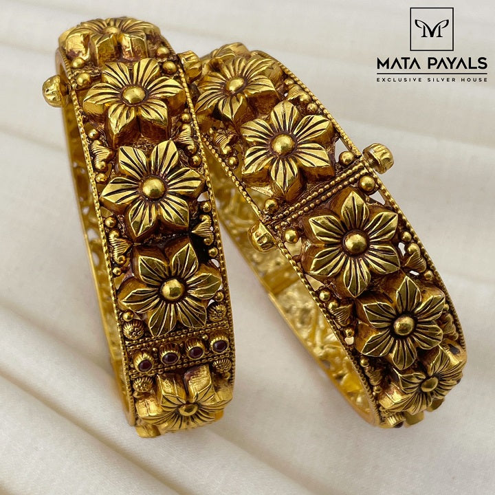 Trendy Floral Designer Bangles