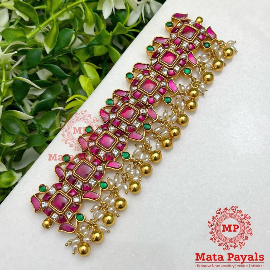 Gorgeous Kundan Gold Plated Choker