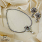 Tilak Choker