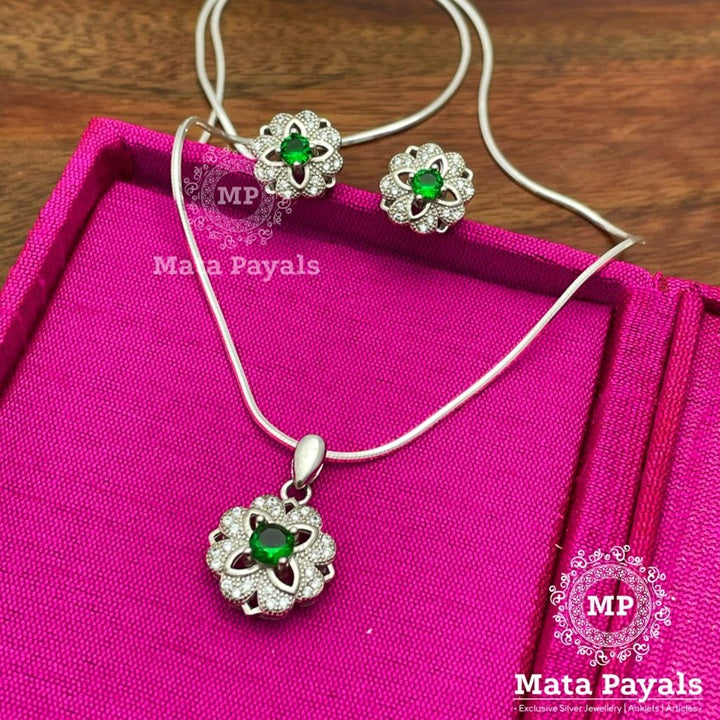 Pleasing Mandala Zircon Pendant Set