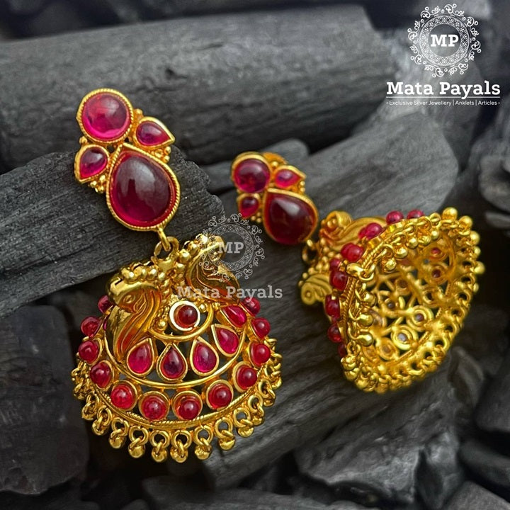 Ravishing Gold Plated Temple Jhumka