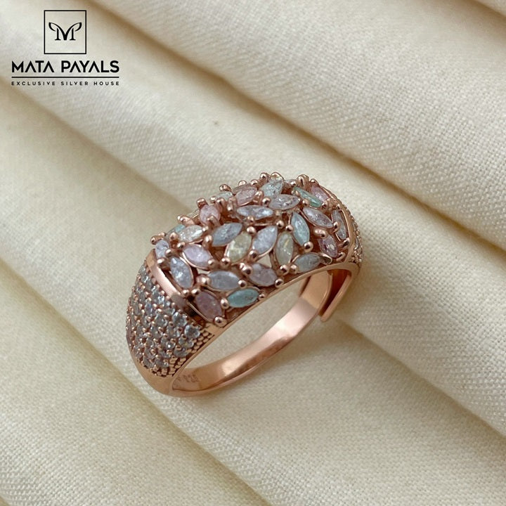 Mesmerizing Zircon Finger Ring