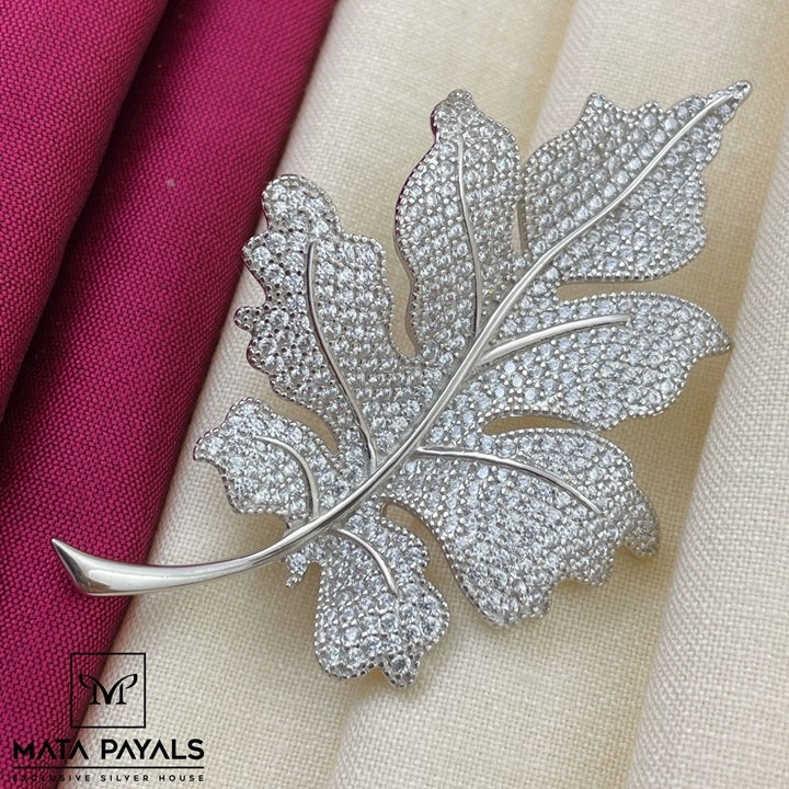 Sparkling Leaf Brooch