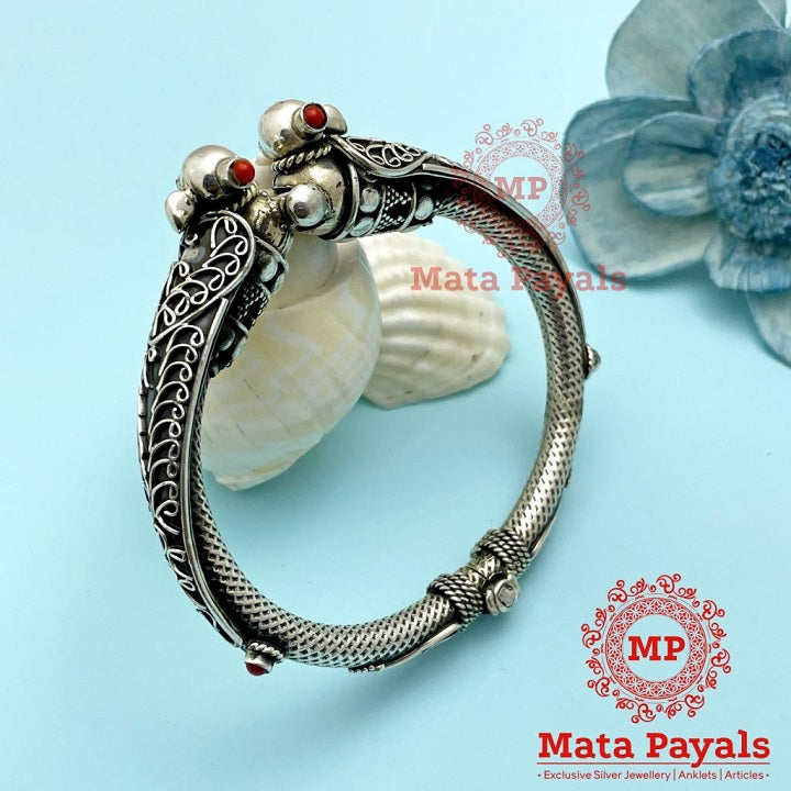 Tribal Coral Oxidised Kada