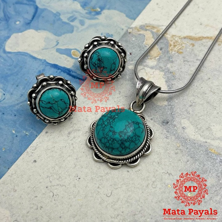 Turquoise Tribal Oxidised Pendant Set