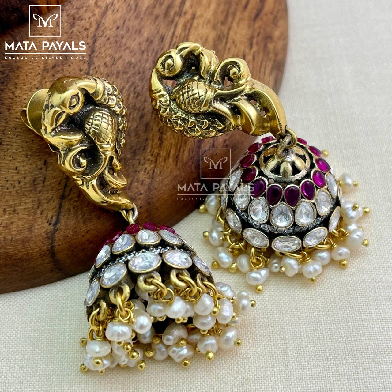 Victorian Mayur Traditional Jhumka