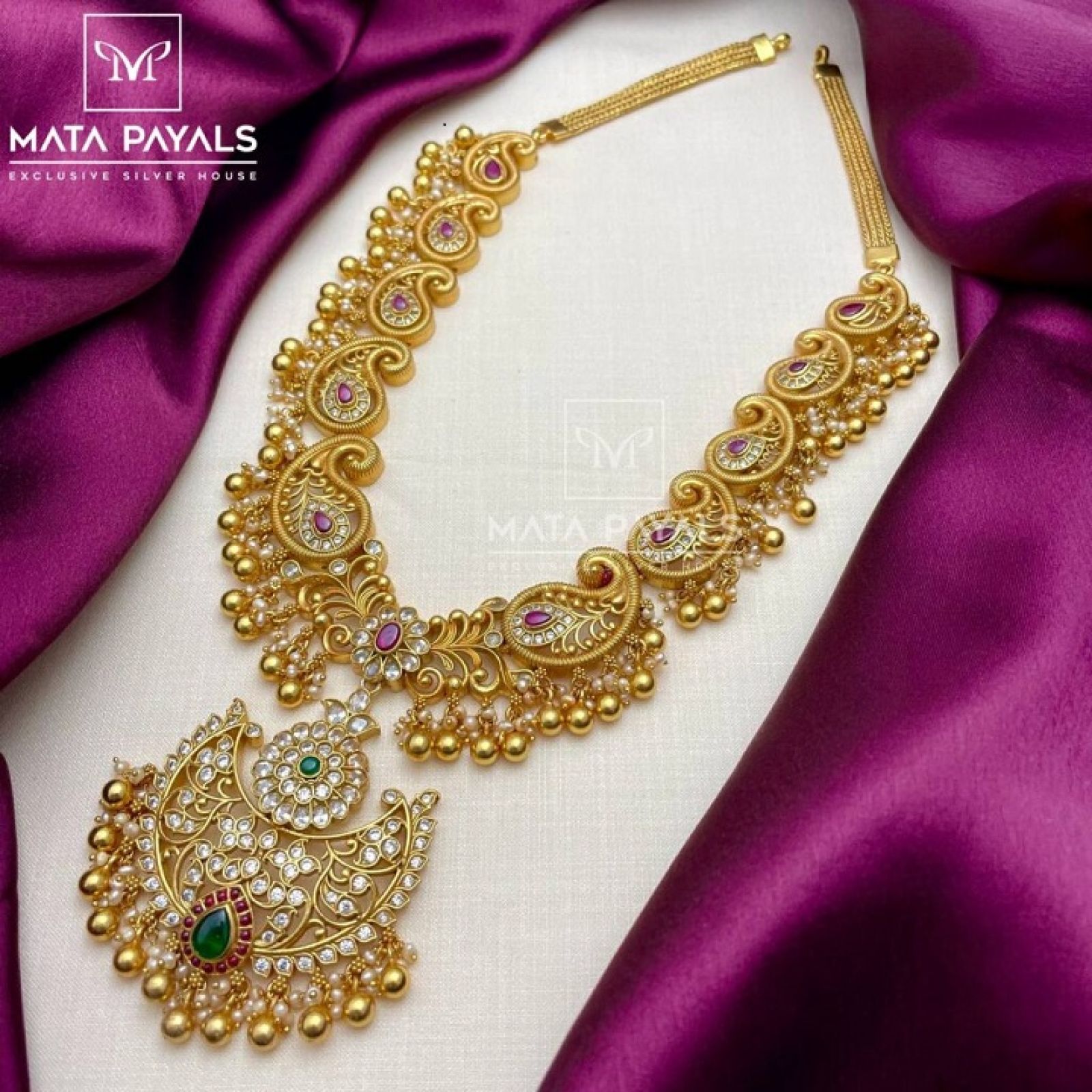 Gorgeous Tracery Gold Plated Necklace