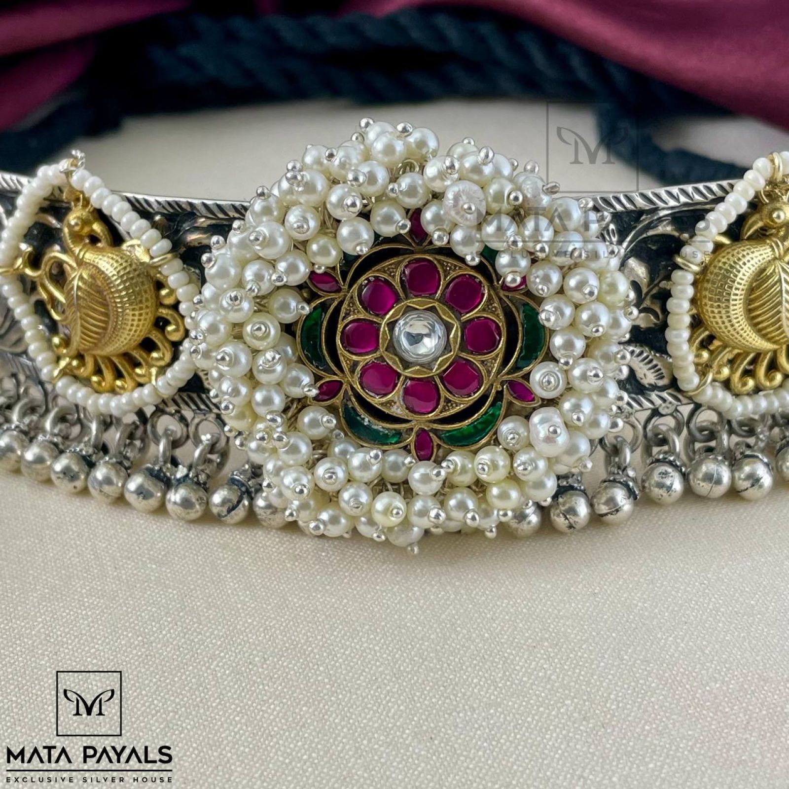 Royal Pearly Kundan Dual Plated Necklace