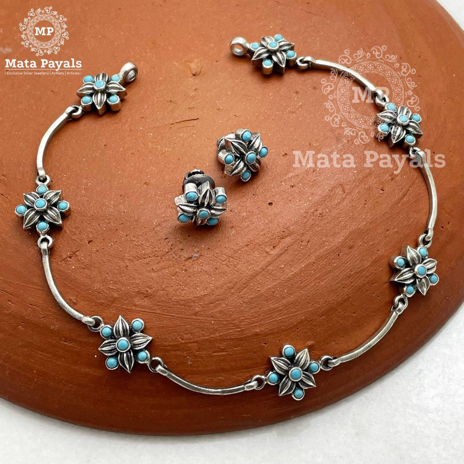 Stylish Turquoise Oxidised Necklace Set