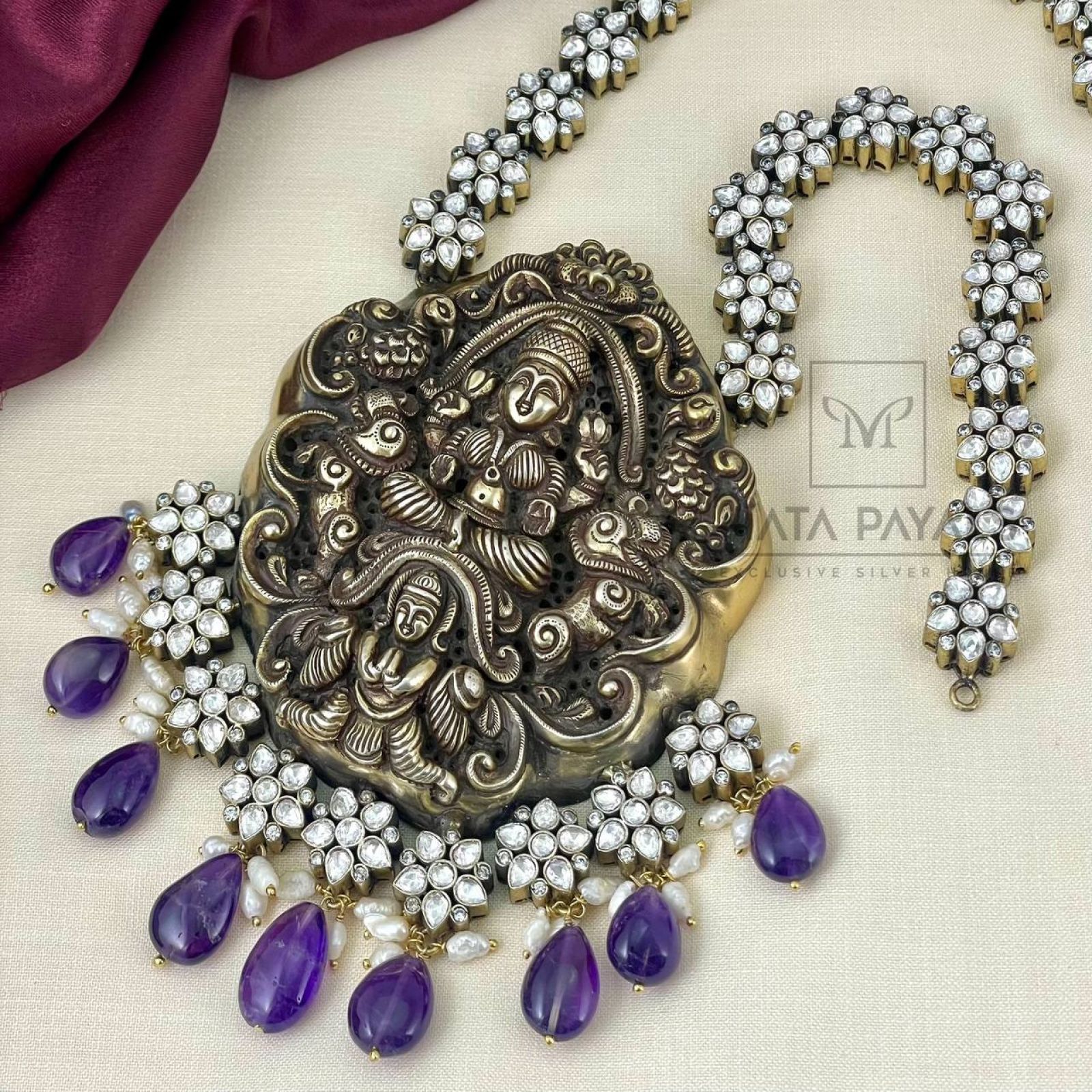 Vintage Limited Collection Victorian Necklace
