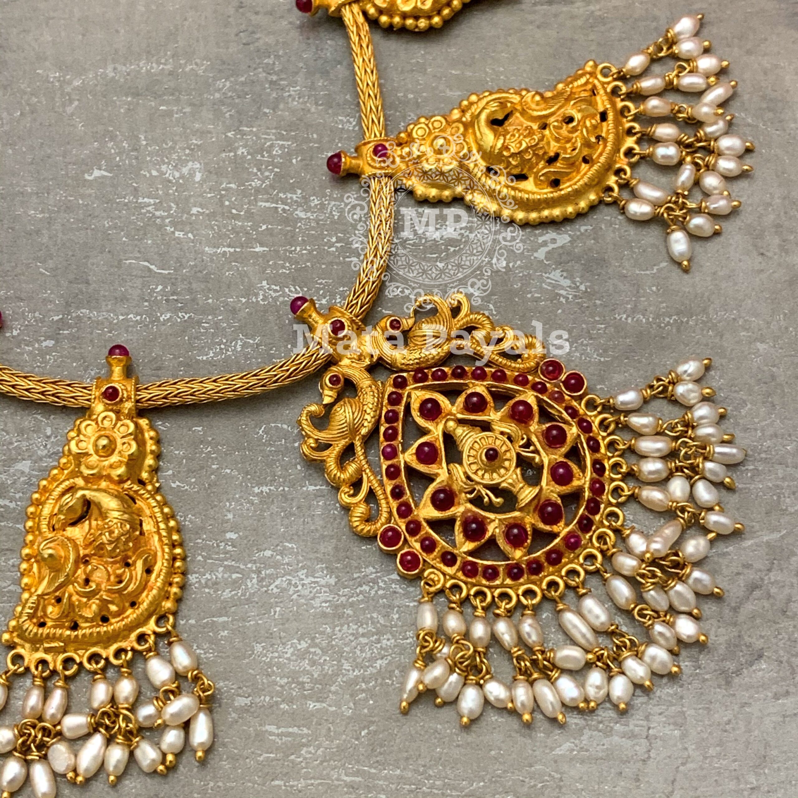 Classy Mayur Nakshi Pearl Necklace