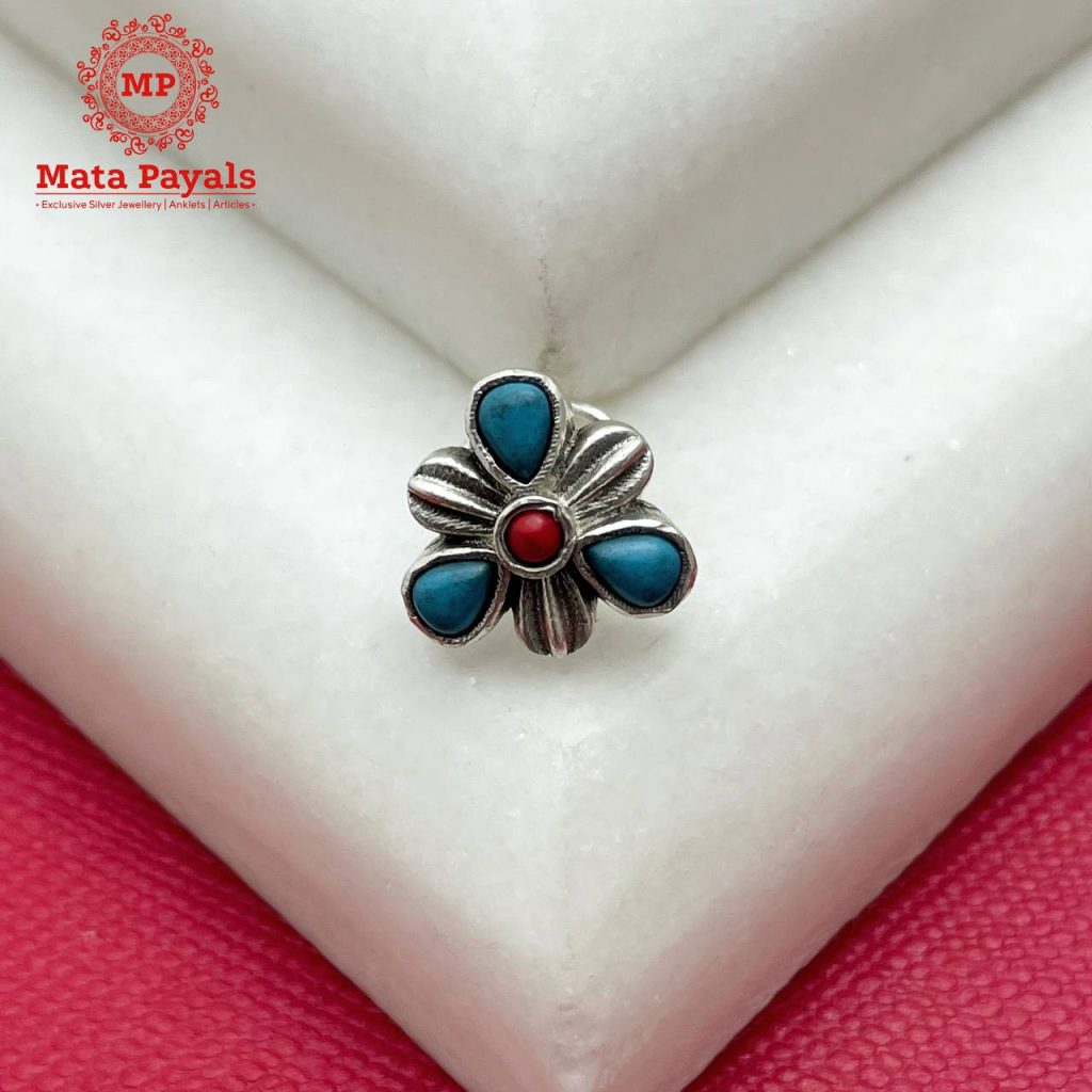 Turquoise Silver Flower Nose Pin