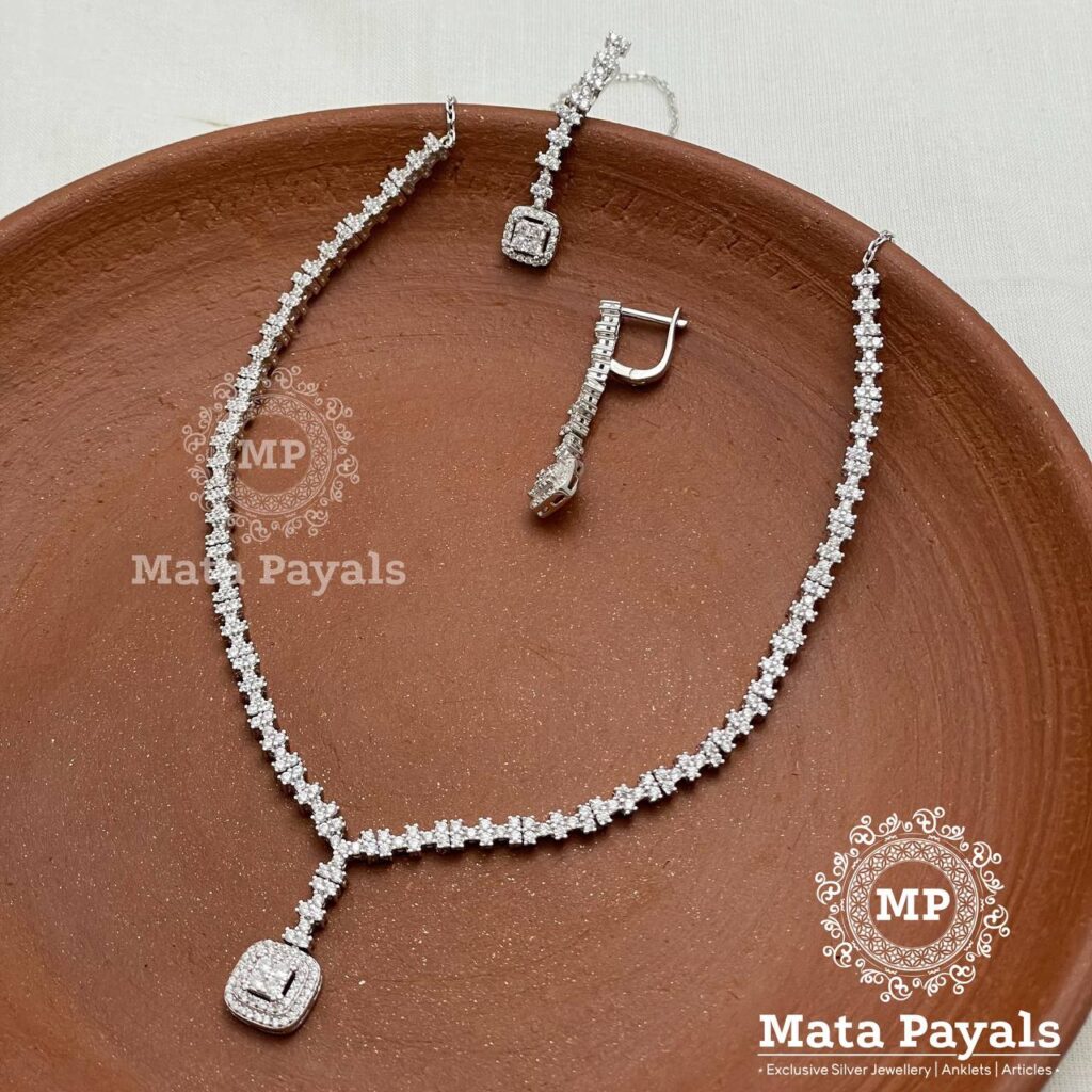 shaya A Piece of Me Heart Pendant Necklace in 925 Silver Silver Chain Set  Price in India - Buy shaya A Piece of Me Heart Pendant Necklace in 925 Silver  Silver Chain