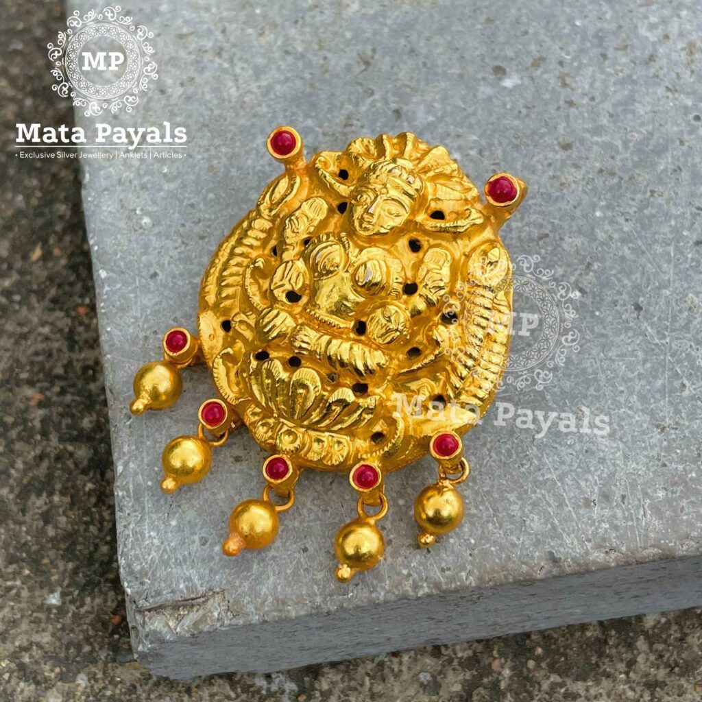Nakshi Devi Lakshmi Gold Pendant