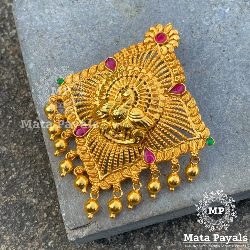 Nakshi Gold Pendant