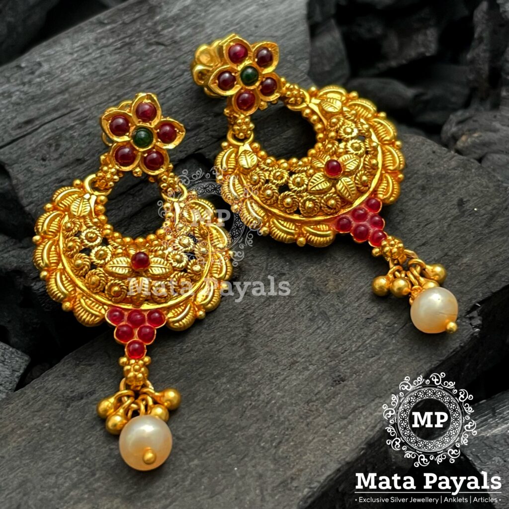Buy Kord Store Exceptional Paisley Design White Stone Gold Plated Chand  Bali Earring With Mangtikka For Women Online at Best Prices in India -  JioMart.