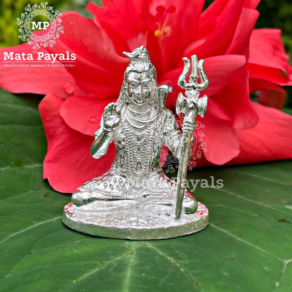 Maha Dev Silver Idol