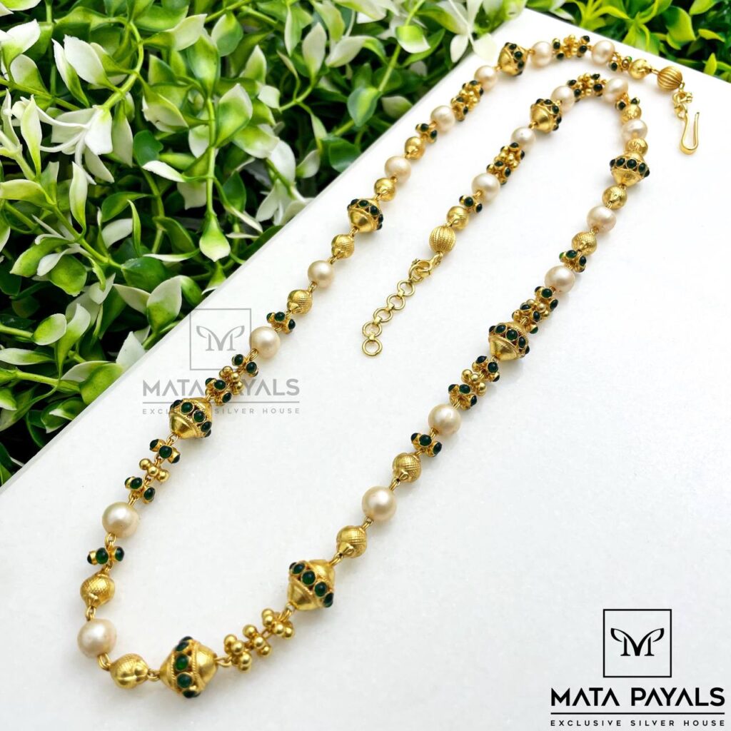Pearl Green Gold Neck Chain