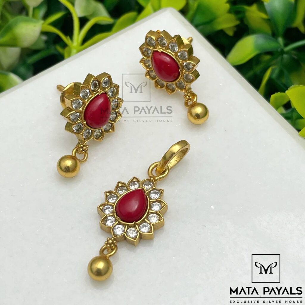 Red coral G - STD992- 6x9mm Oval Beautiful stud Earrings with gold vermeil  Ear