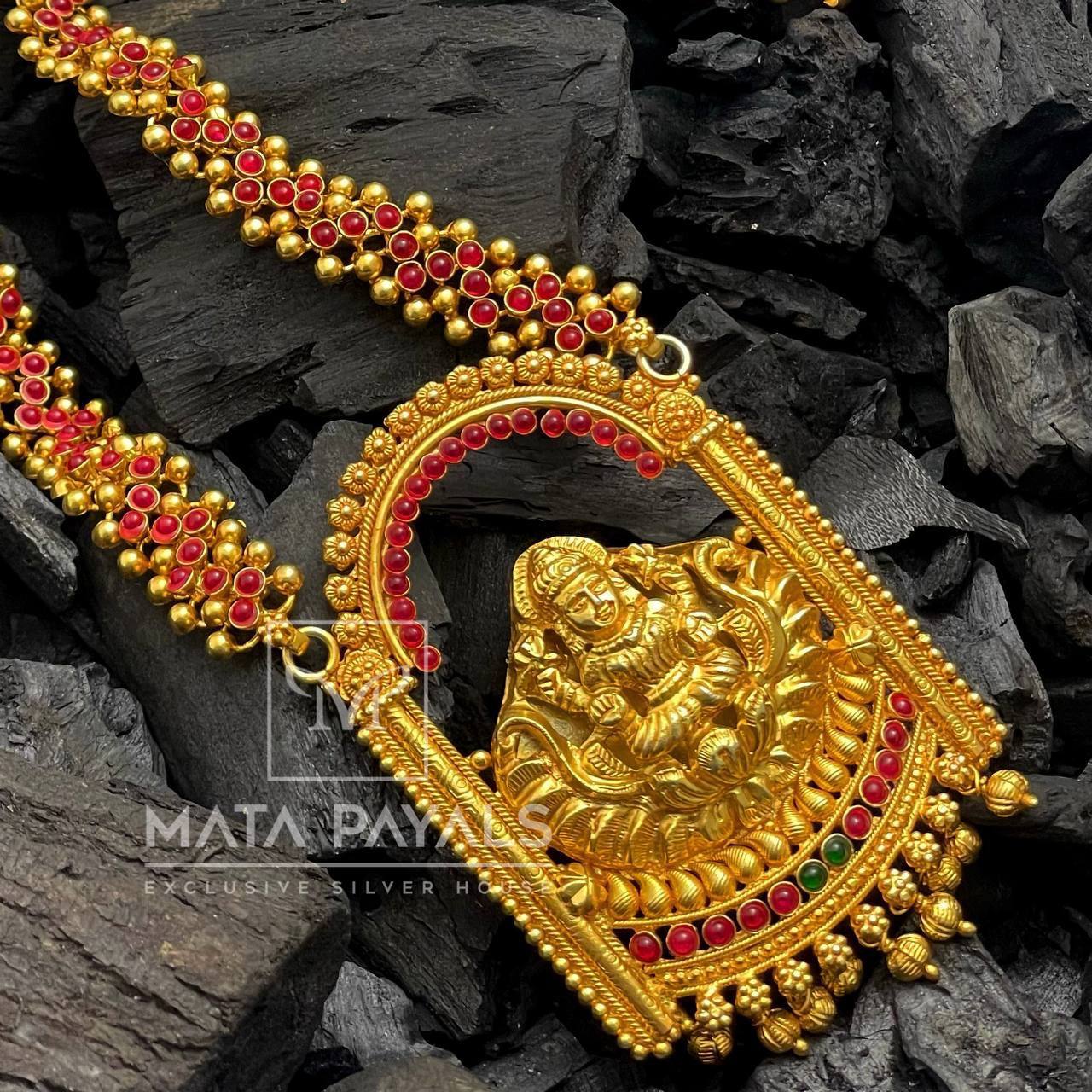 Veera Lakshmi Gold Necklace
