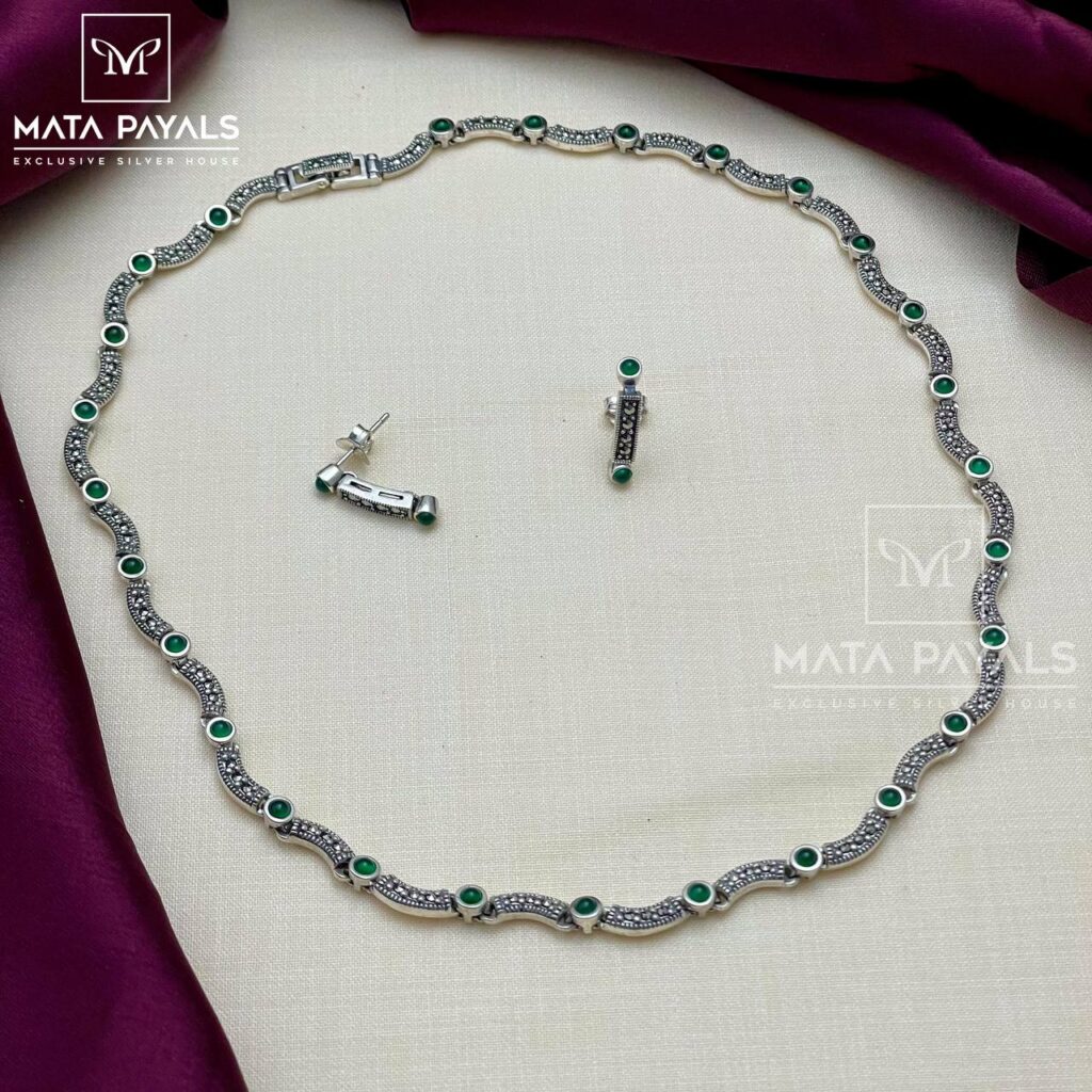Green Marcasite Silver Necklace Set