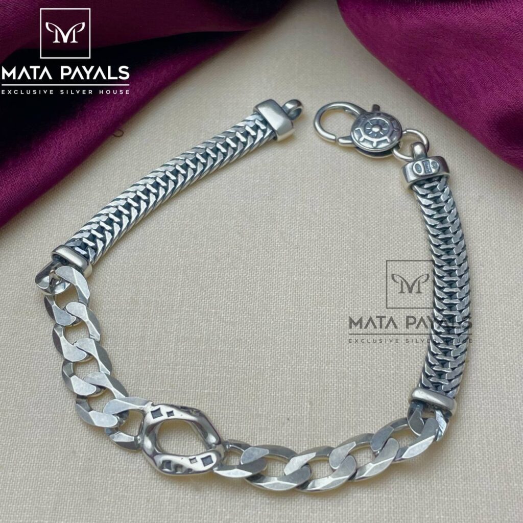 Giftabke Silver Bracelet