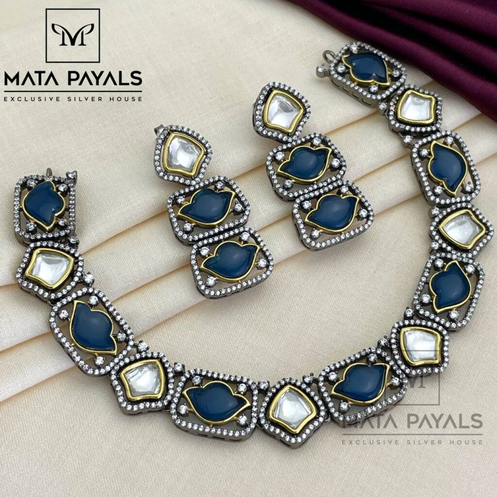 Mata Payals Necklace Set