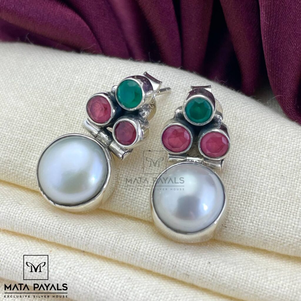 Red Green Pearl Stud