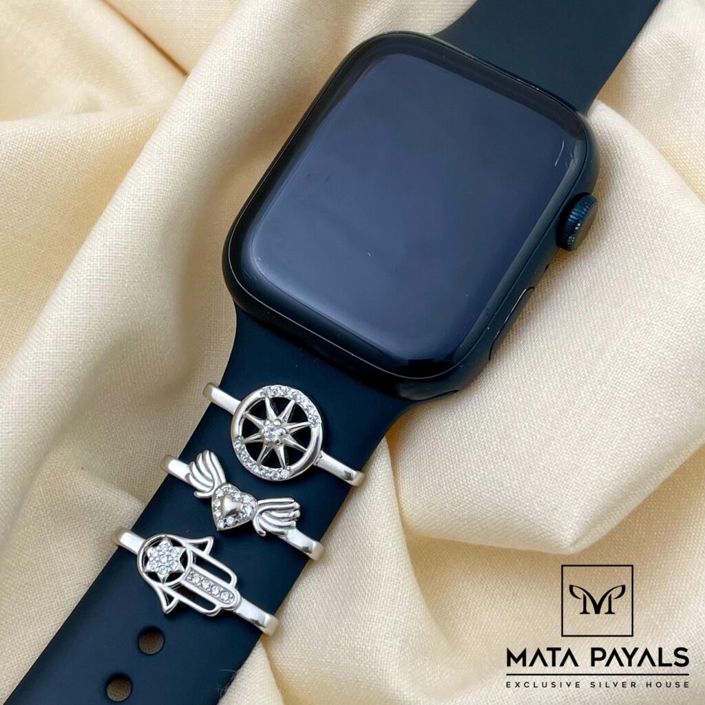 Buy Charmz Printed Analog Wrist Watch with Pin Buckle Closure Online |  Mothercare Bahrain